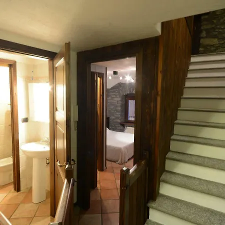 Domus Ponte Romano * אאוסטה